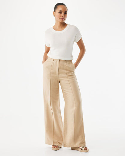 Πλεκτή κοντομάνικη μπλούζα με στρογγυλή λαιμόκοψη