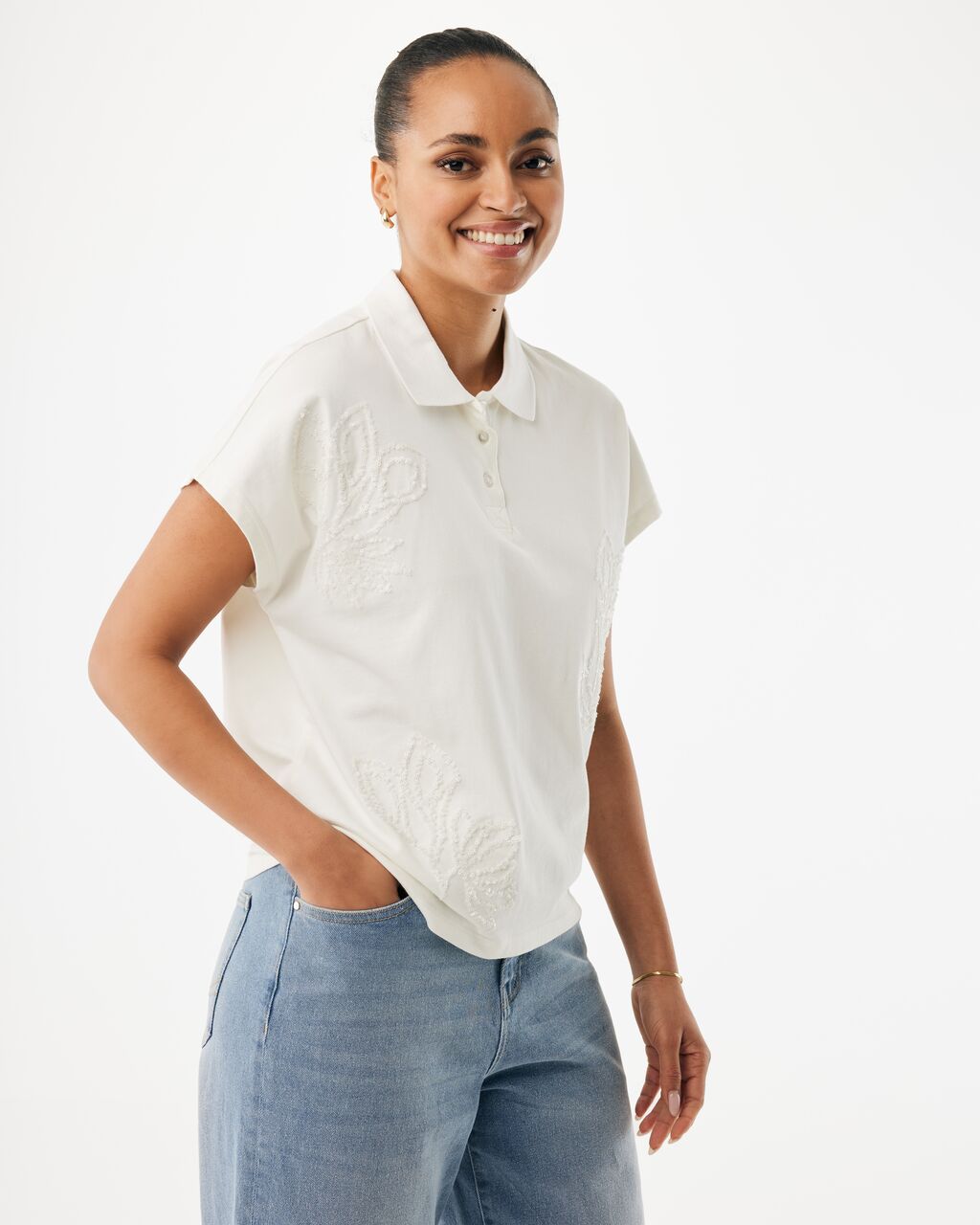 Γυναικεία polo μπλούζα με διακοσμητικό κέντημα